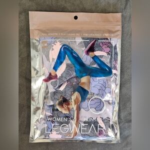 *NWT* Women's Floral Print Leggings